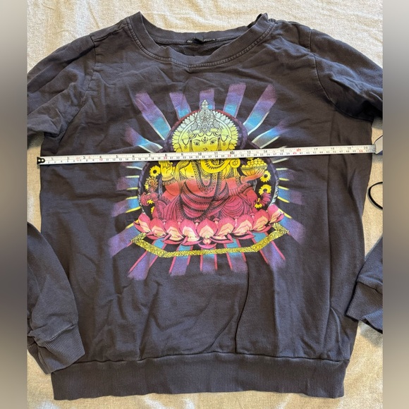 TRULY MADLY DEEPLY LONG SLEEVE SWEATER SIZE L - Picture 7 of 7